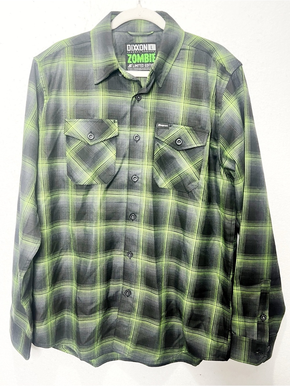Dixxon Flannel Co Zombie Limited Edition Snap-On Shirt Gray Green Plaid Grunge